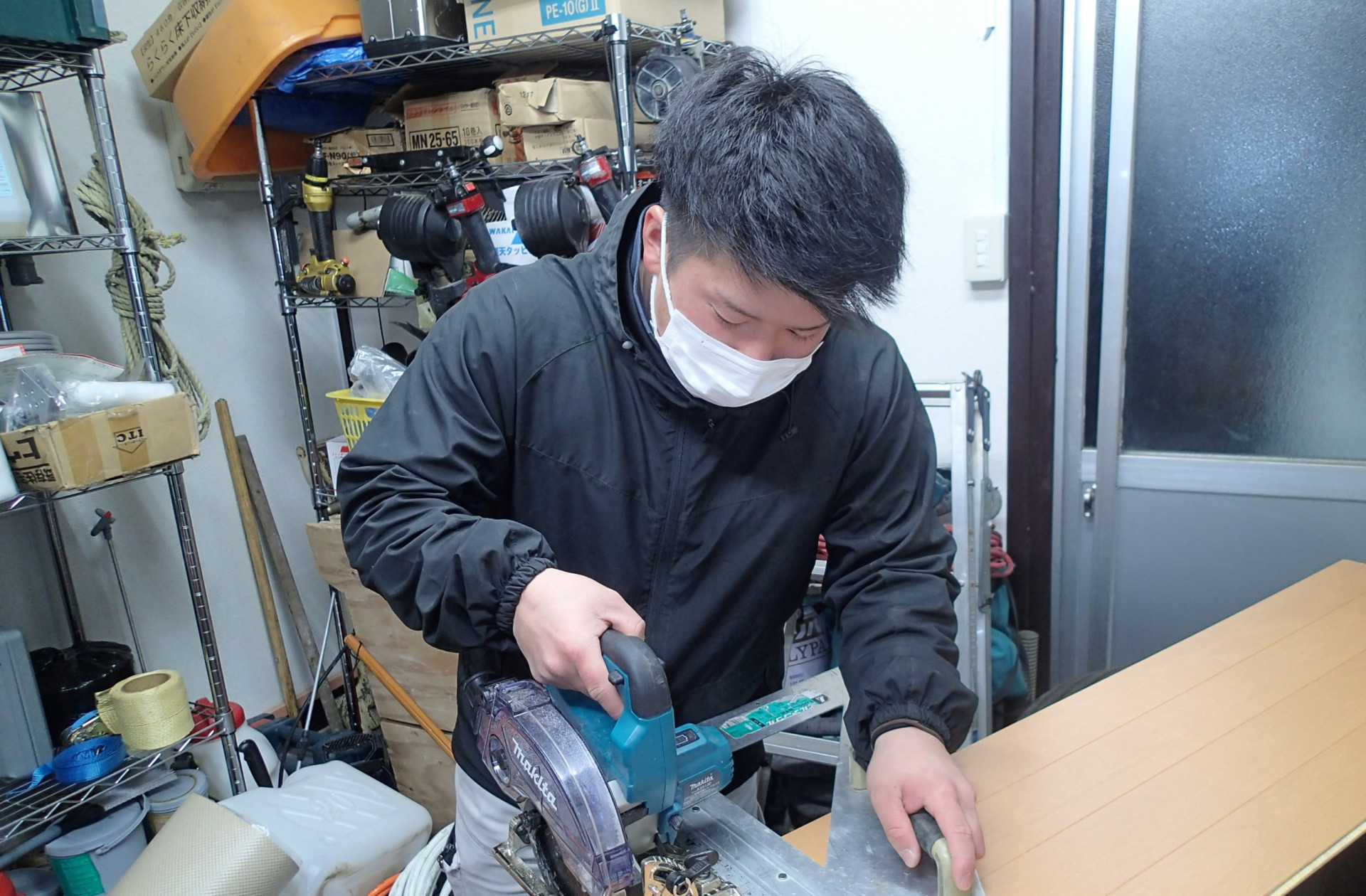 ひび割れ　一から弊社にすべてお任せください！！